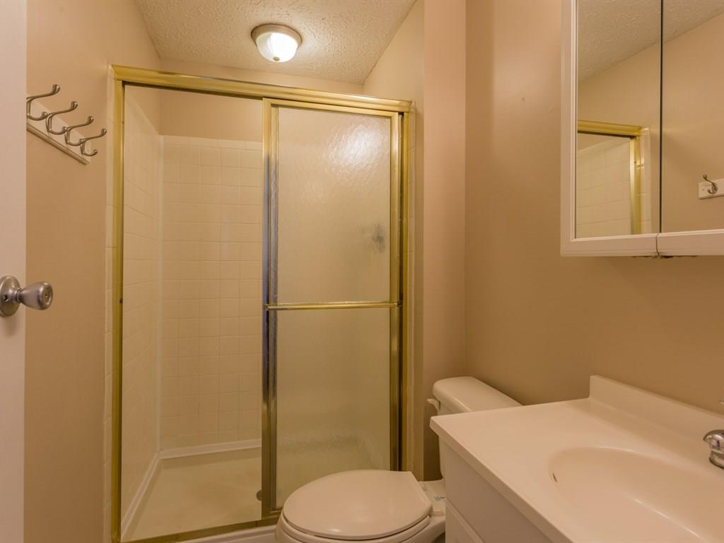 1426 Lansdowne Road Indianapolis, IN 46234 - Photo 12 of 20 Gallery Image 12
