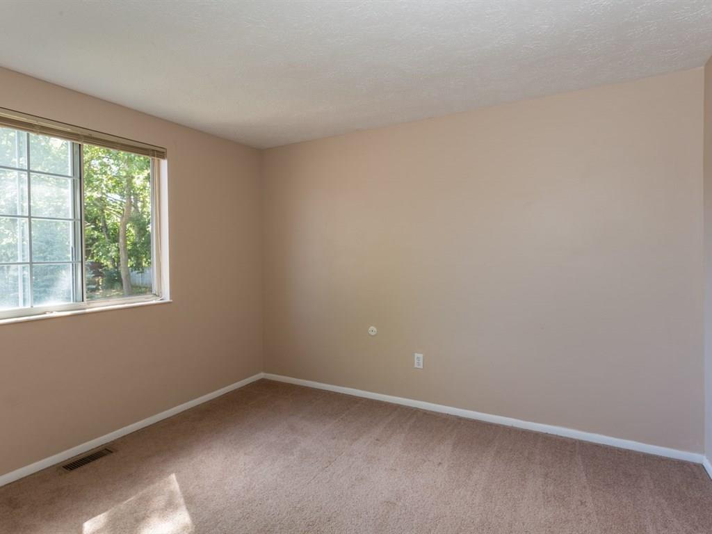 1426 Lansdowne Road Indianapolis, IN 46234 - Photo 13 of 20 Gallery Image 13