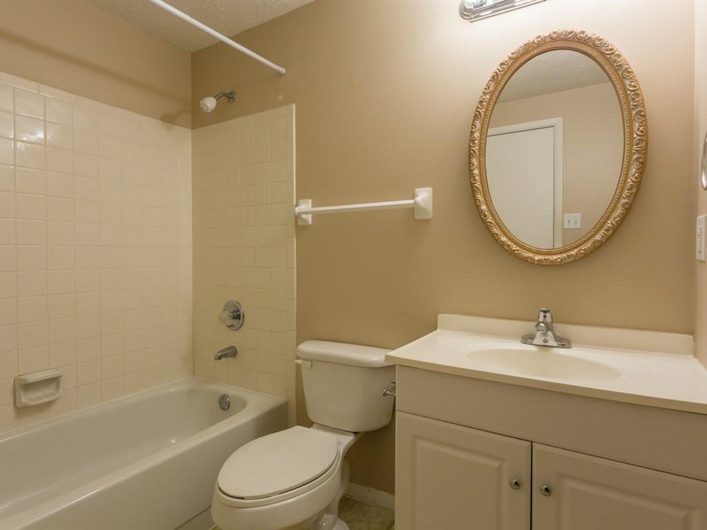 1426 Lansdowne Road Indianapolis, IN 46234 - Photo 15 of 20 Gallery Image 15