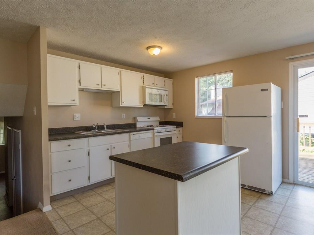 1426 Lansdowne Road Indianapolis, IN 46234 - Photo 5 of 20 Gallery Image 5