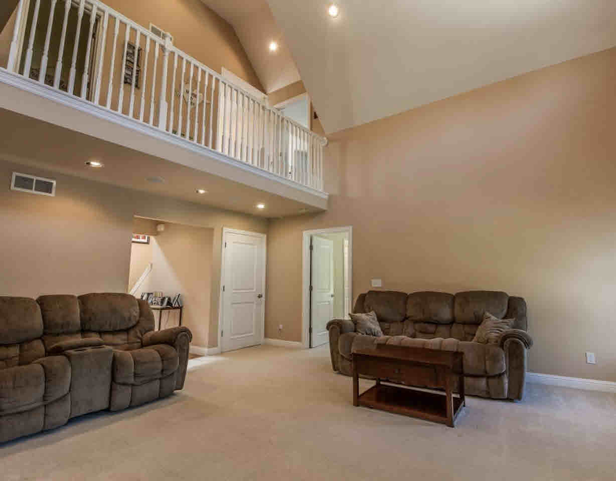 7489 Denton Hill Road Fenton, MI 48430 - Photo 13 of 40 21345165-12.JPG