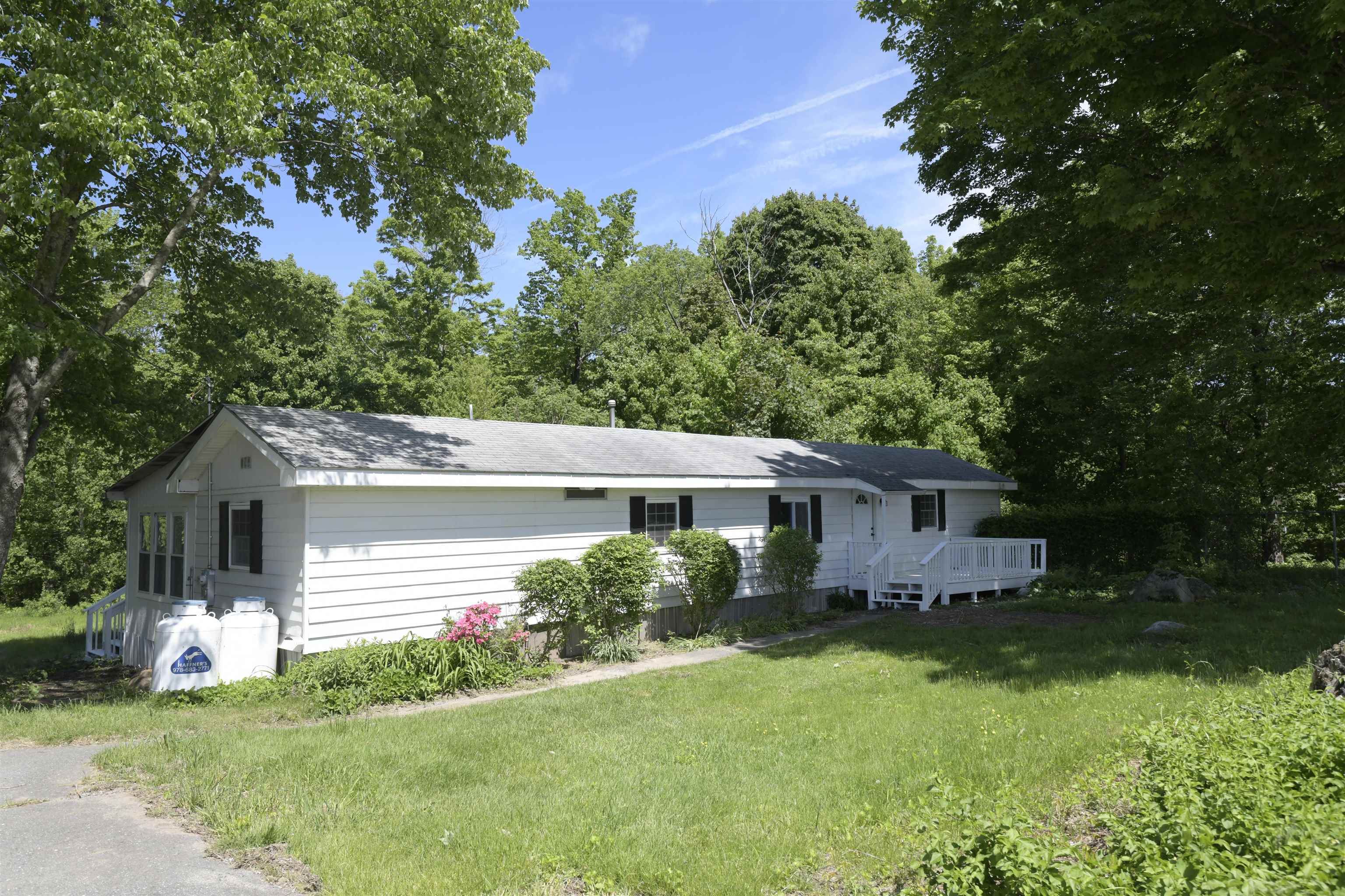 13 Olde Road Danville, NH 03819 - Photo 2 of 28