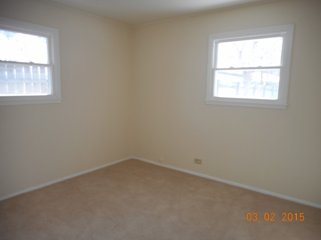 184 George Road Wheeling, IL 60090 - Photo 4 of 10