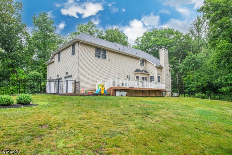 18 Stoneybrook Road Long Valley, NJ 07853 - Photo 45 of 50 Gallery Image 45