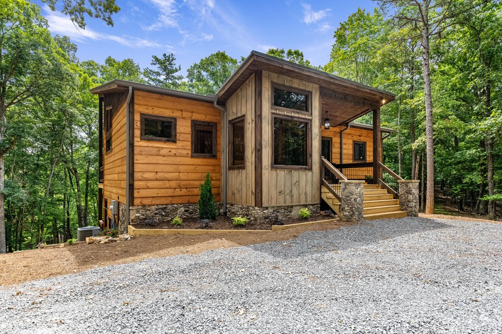 41 Lena Court Morganton, GA 30560 - Photo 2 of 35