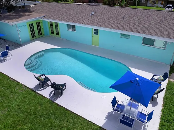 $4,500 | 3049 Wood Street, Sarasota, FL 34237