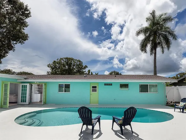 $4,500 | 3049 Wood Street, Sarasota, FL 34237