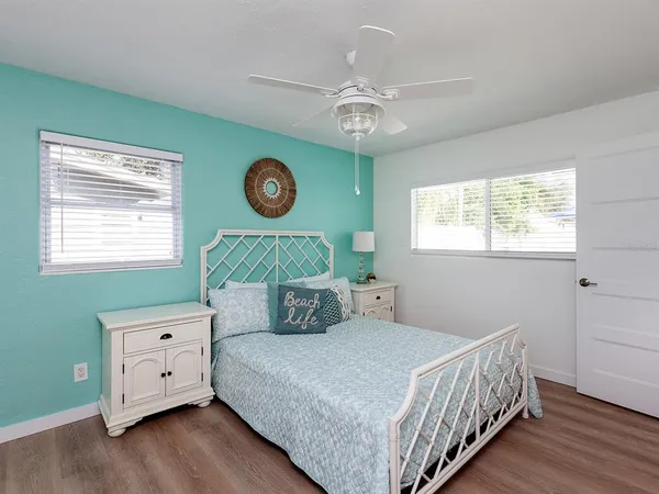 $4,500 | 3049 Wood Street, Sarasota, FL 34237