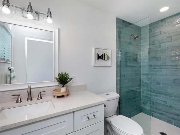 $4,500 | 3049 Wood Street, Sarasota, FL 34237