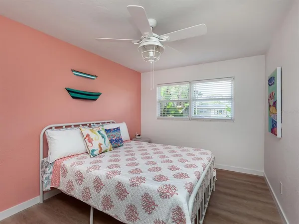 $4,500 | 3049 Wood Street, Sarasota, FL 34237