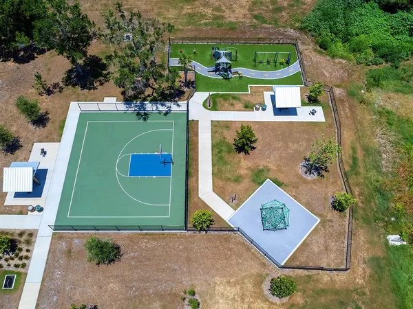 $4,500 | 3049 Wood Street, Sarasota, FL 34237