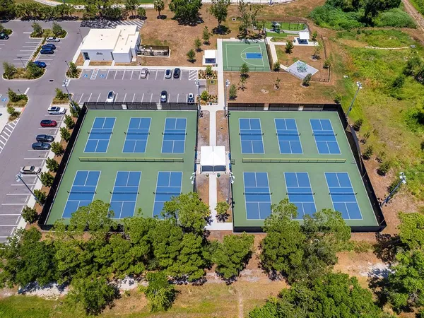 $4,500 | 3049 Wood Street, Sarasota, FL 34237