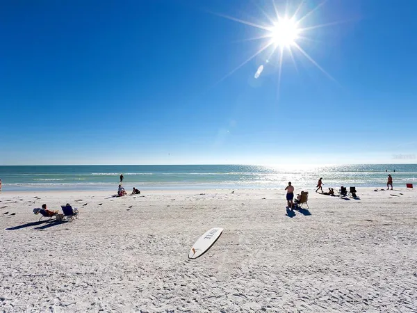 $4,500 | 3049 Wood Street, Sarasota, FL 34237