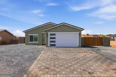 $299,999 | 9889 West Heather Drive, Arizona City, AZ 85123