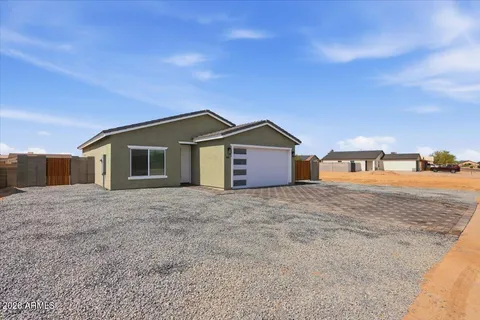 $299,999 | 9889 West Heather Drive, Arizona City, AZ 85123