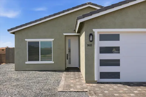 $299,999 | 9889 West Heather Drive, Arizona City, AZ 85123