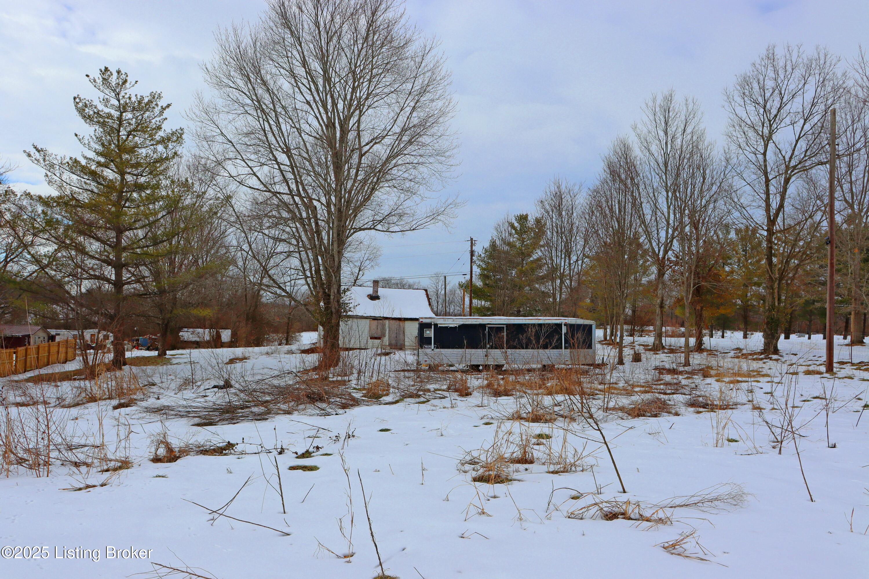 182 Cemetery Road New Castle, KY 40050 - Photo 13 of 32 Back Yard 2