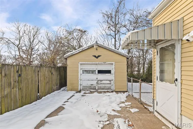 $93,000 | 608 Milton Road, Alton, IL 62002