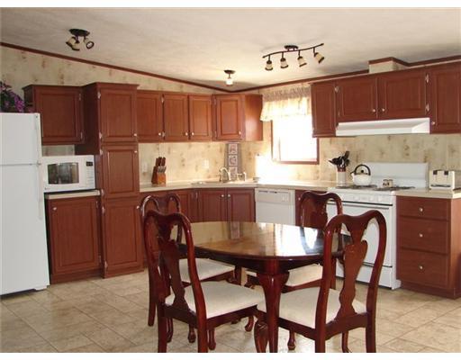 53 Scotts Point Road Clifton, ME 04428 - Photo 5 of 17 Kitchen.