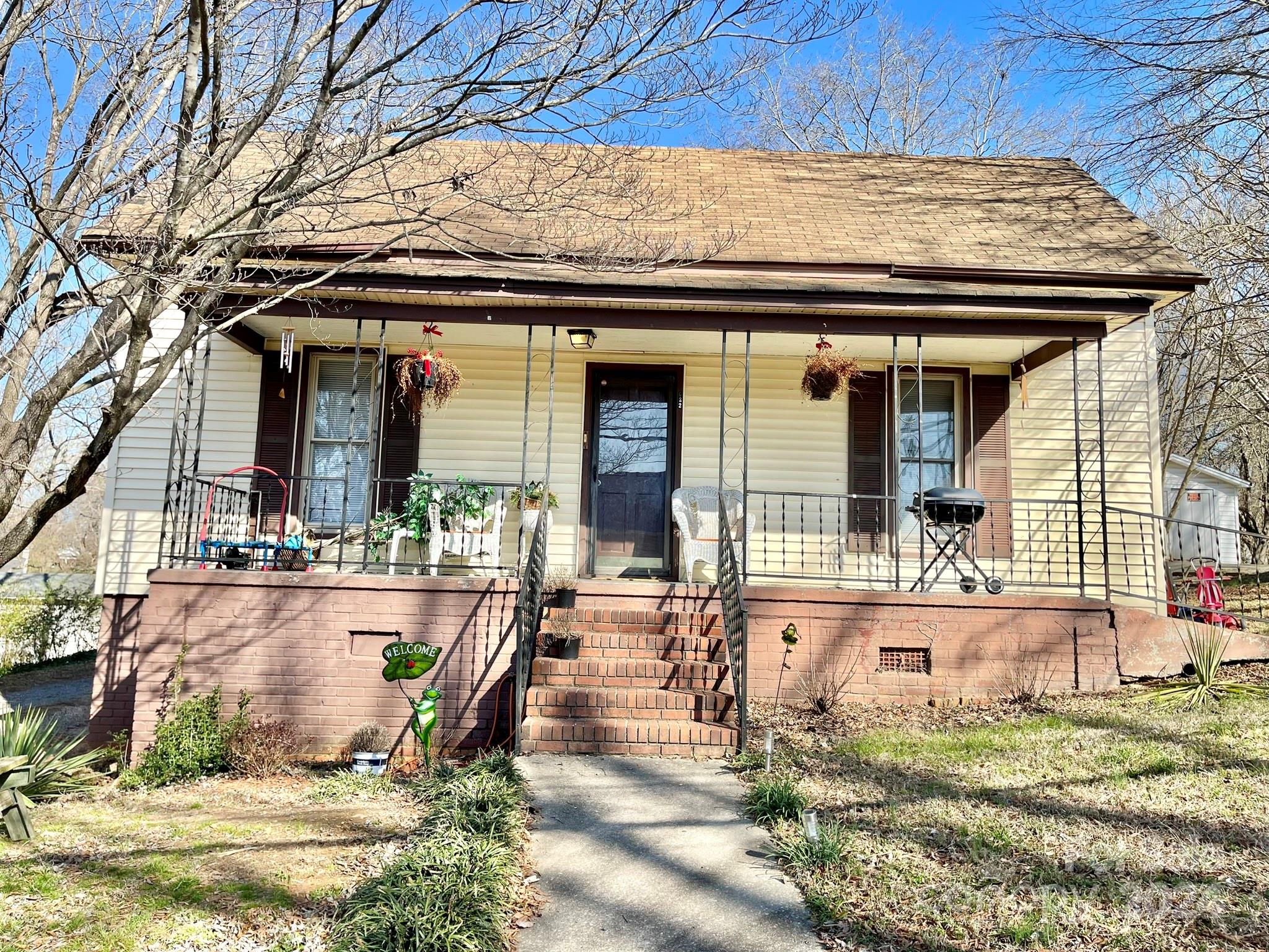 622 Watts Street Albemarle, NC 28001 - Photo 1 of 20