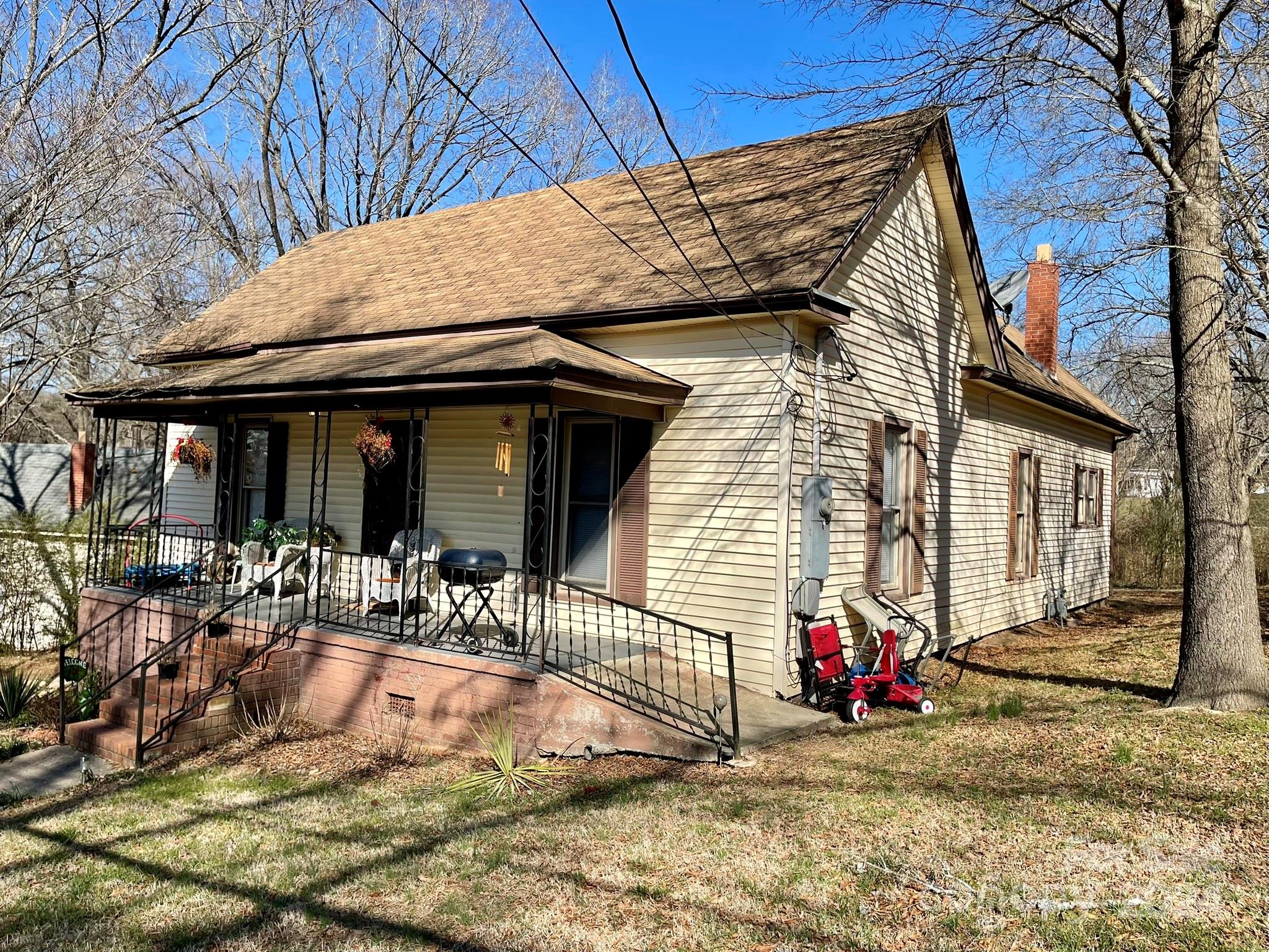 622 Watts Street Albemarle, NC 28001 - Photo 2 of 20