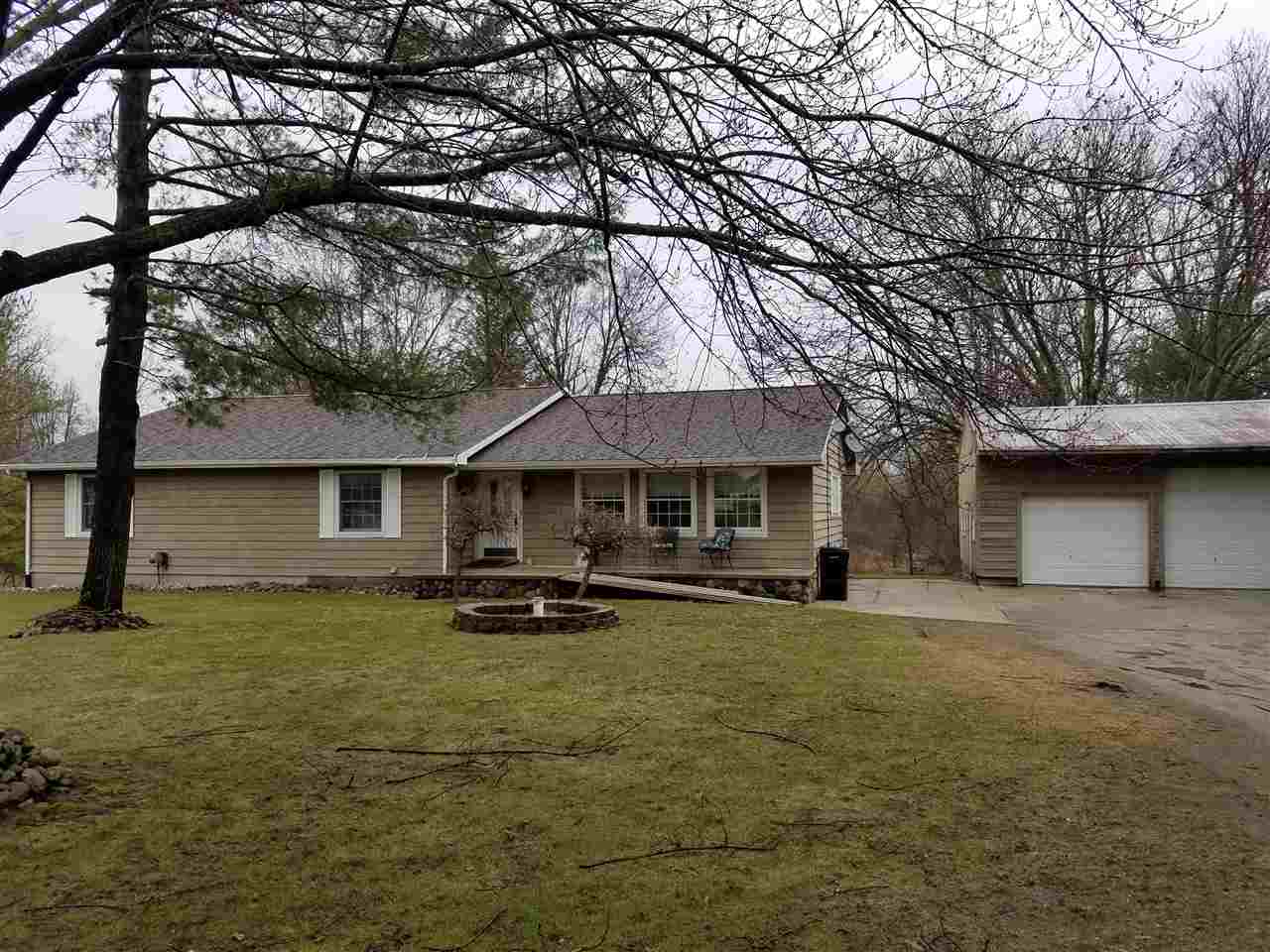 3149 Vandecarr Road Owosso, MI 48867 - Photo 1 of 24 Gallery Image 1