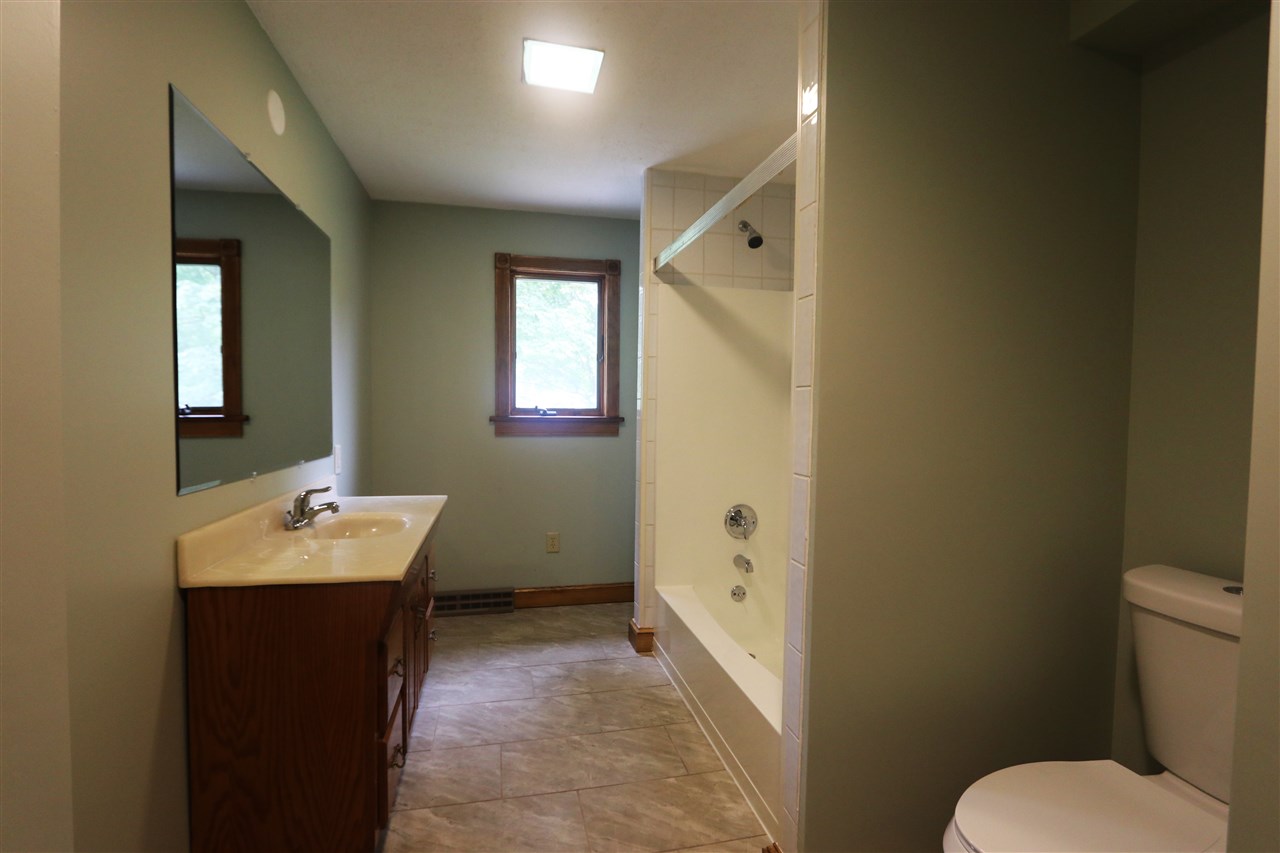 221 Packers Falls Road Durham, NH 03824 - Photo 14 of 24 Gallery Image 14