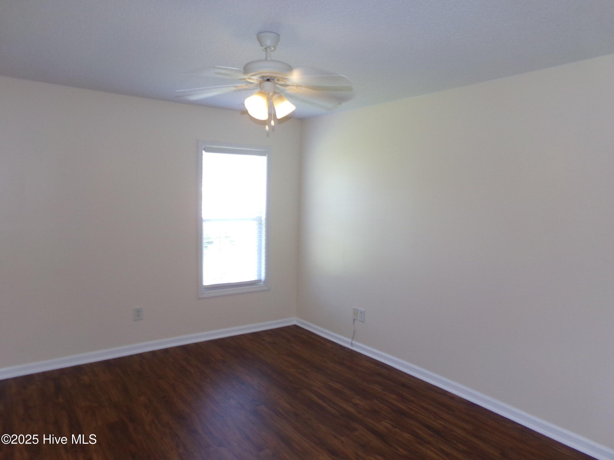 115 Jerrett Lane Havelock, NC 28532 - Photo 14 of 20 100_0350