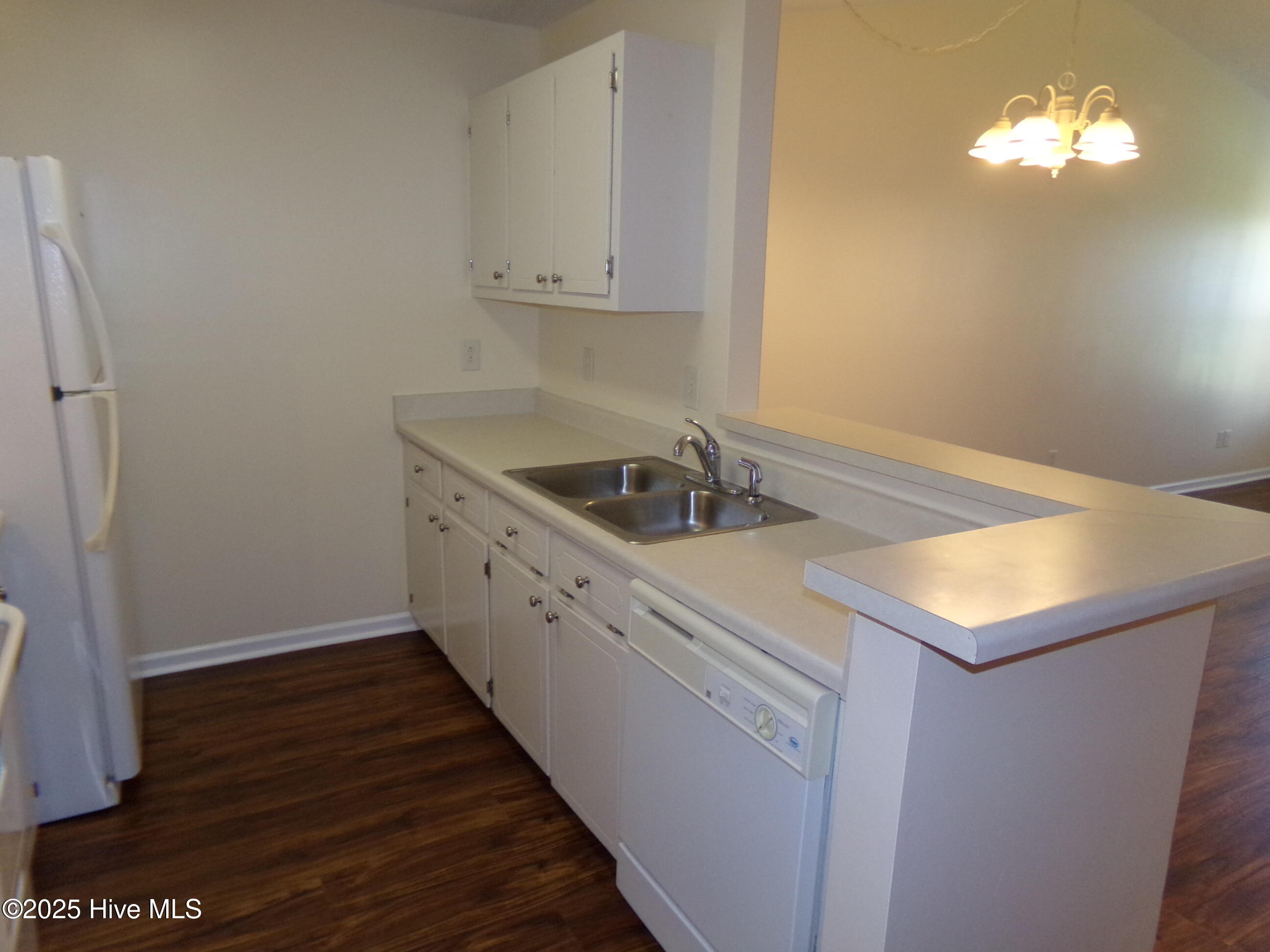 115 Jerrett Lane Havelock, NC 28532 - Photo 6 of 20 100_0337