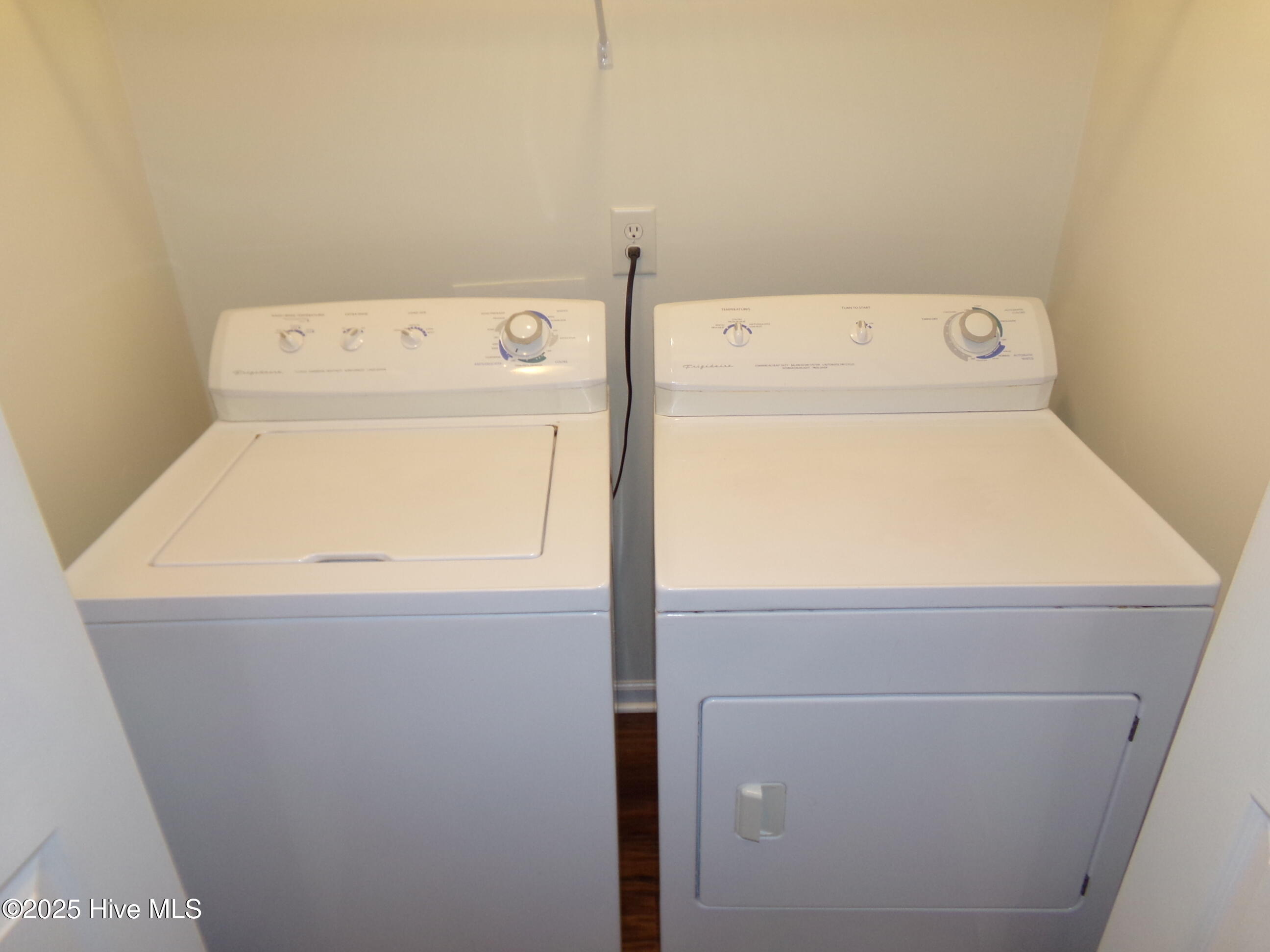 115 Jerrett Lane Havelock, NC 28532 - Photo 9 of 20 100_0341