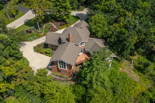 $925,000 | 1460 Geneva Club Place, Geneva, WI 53147