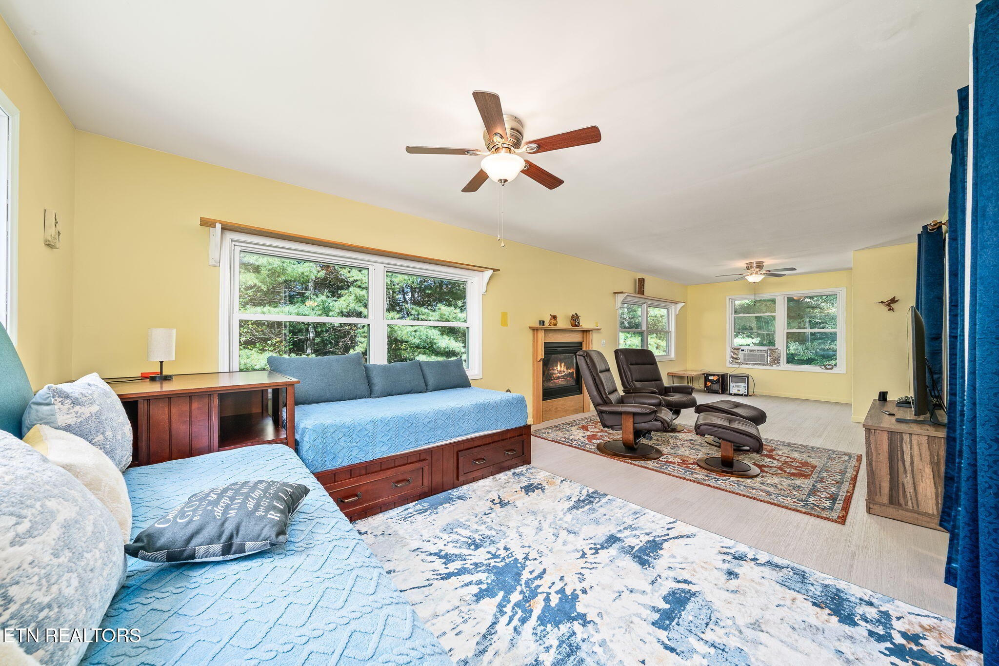 614 West Creston Road Crossville, TN 38571 - Photo 12 of 47 a living room with furniture and a large window