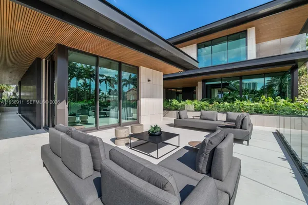 $88,500,000 | 255 Ocean Boulevard, Golden Beach, FL 33160