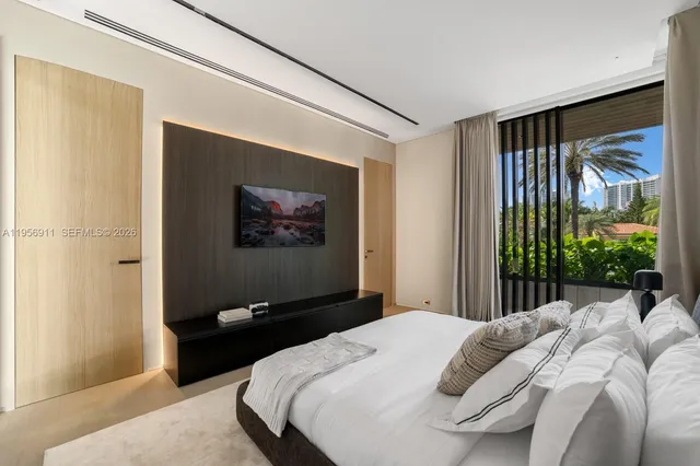 $88,500,000 | 255 Ocean Boulevard, Golden Beach, FL 33160