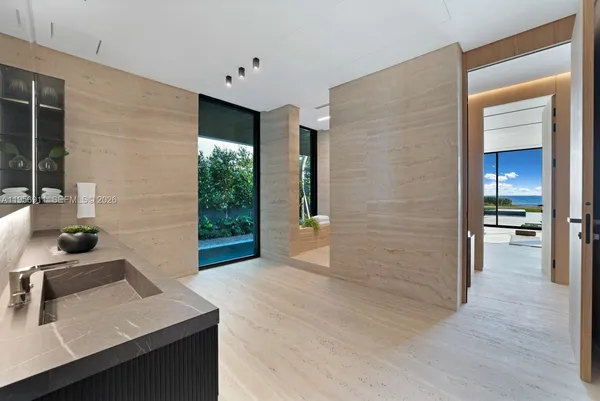 $88,500,000 | 255 Ocean Boulevard, Golden Beach, FL 33160