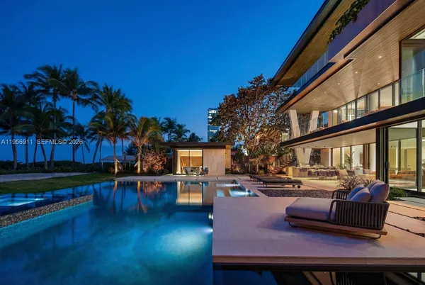 $88,500,000 | 255 Ocean Boulevard, Golden Beach, FL 33160