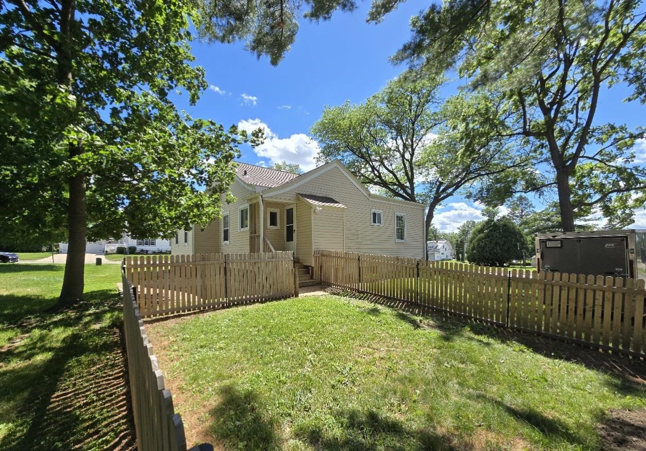 2201 6th Street Monroe, WI 53566 - Photo 21 of 22