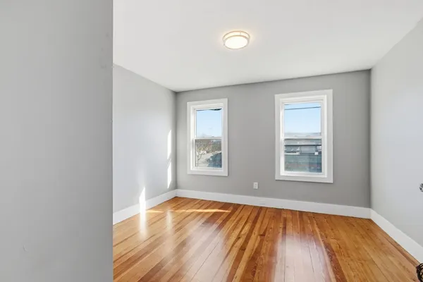 $2,600 | 5 Atwood Avenue, Unit 123, Norwood, MA 02062