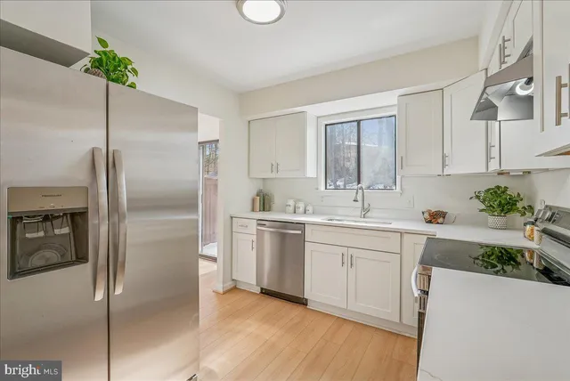 $474,999 | 2315 Emerald Heights Court, Reston, VA 20191