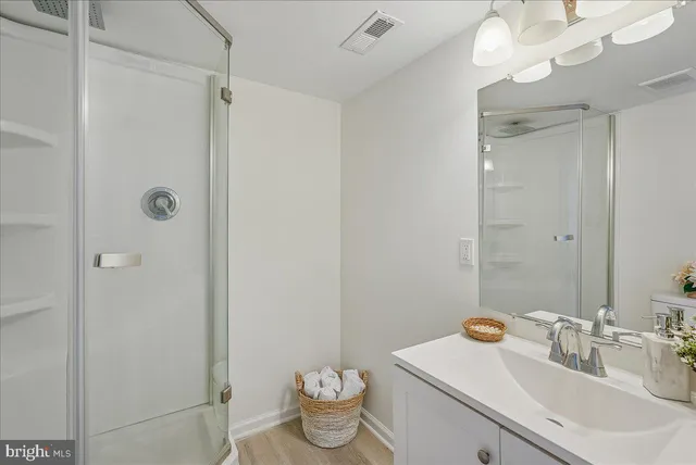 $474,999 | 2315 Emerald Heights Court, Reston, VA 20191