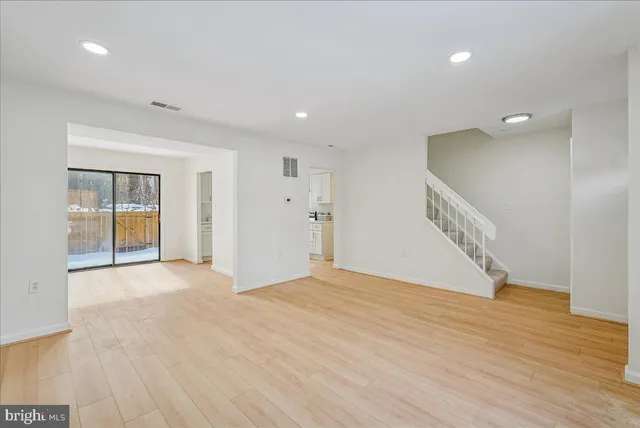 $474,999 | 2315 Emerald Heights Court, Reston, VA 20191