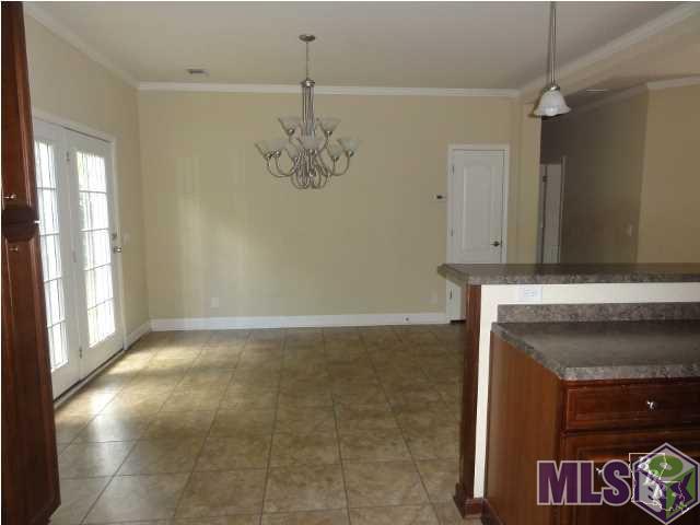 409 Main Street Patterson, LA 70392 - Photo 4 of 19 Dining Room