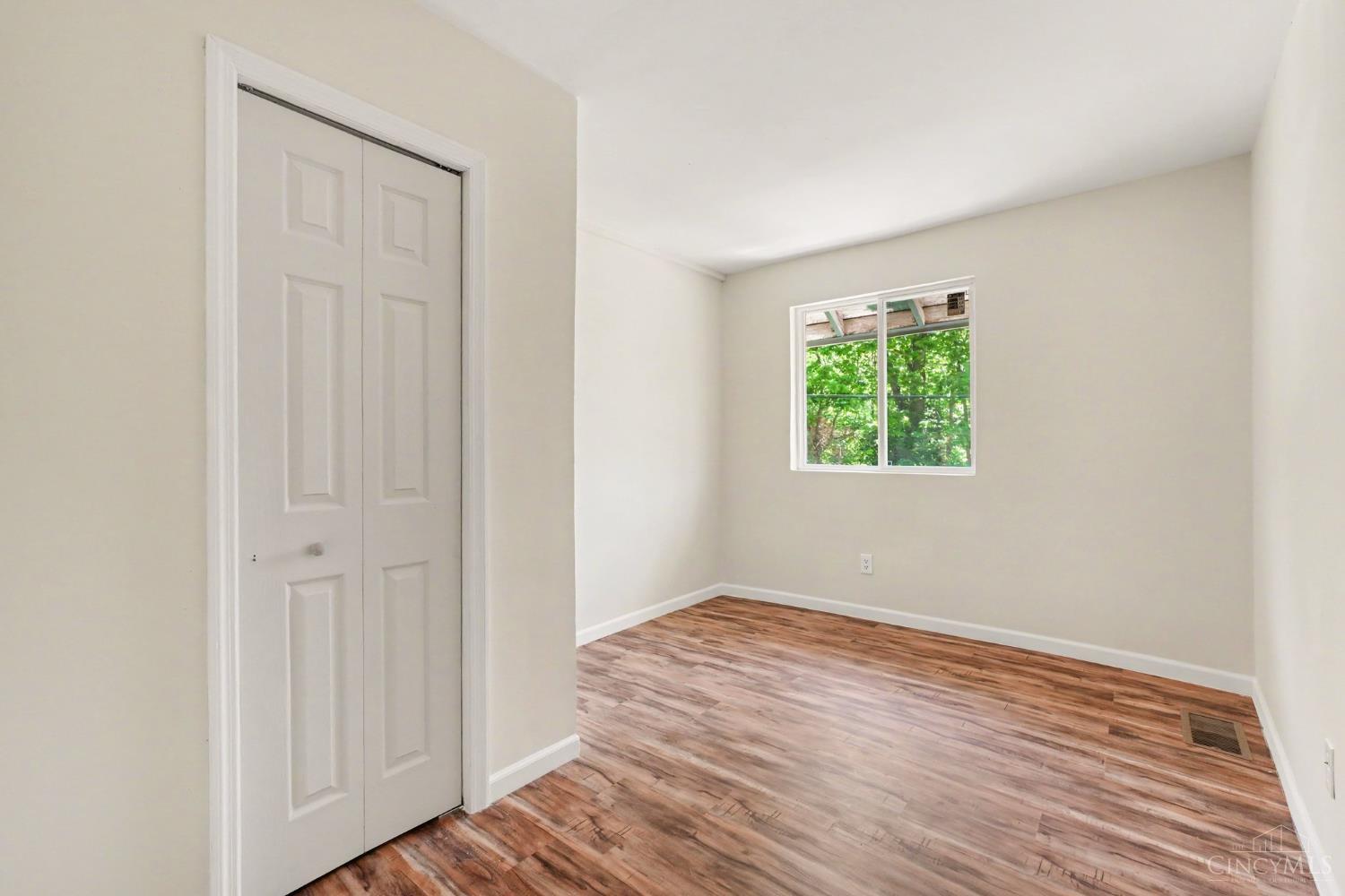 8547 Davis Road Maineville, OH 45039 - Photo 15 of 33
