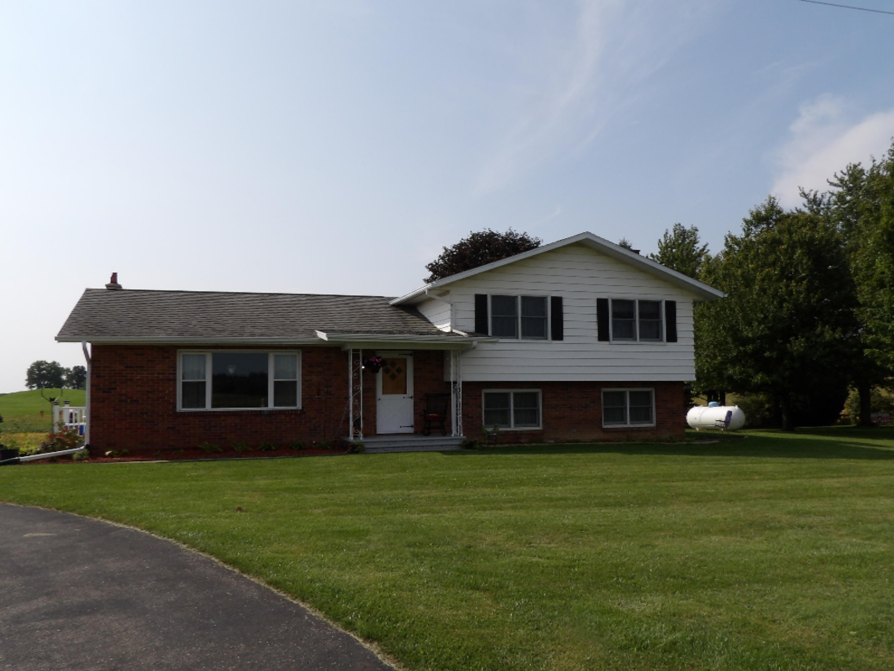 7511 North Adams Road North Adams, MI 49262 - Photo 1 of 30 195_0062