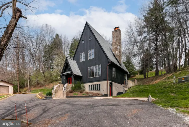 $2,950 | 7658 Gaither Road, Sykesville, MD 21784