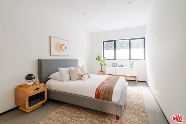 $14,995 | 609 Broadway Street, Venice, CA 90291