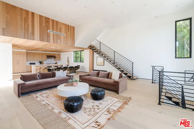 $14,995 | 609 Broadway Street, Venice, CA 90291