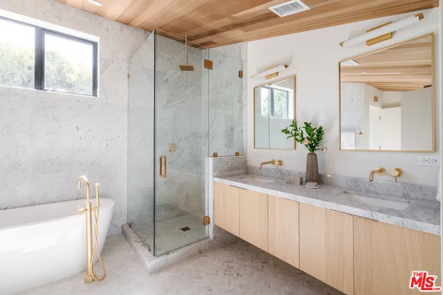 $14,995 | 609 Broadway Street, Venice, CA 90291