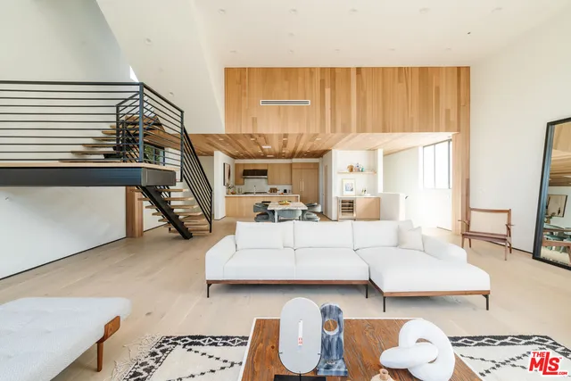 $14,995 | 609 Broadway Street, Venice, CA 90291