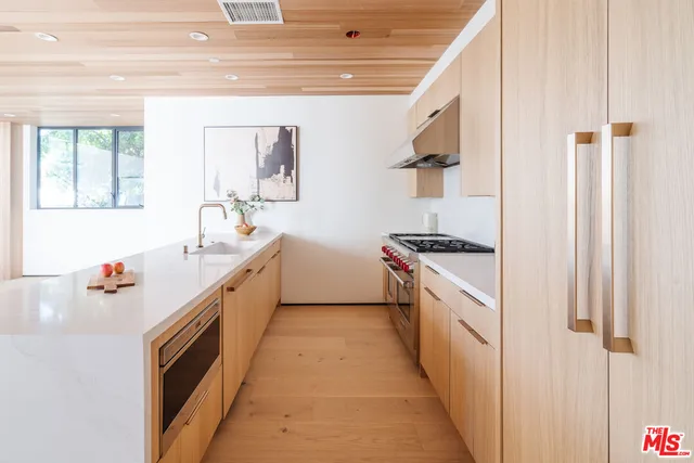 $14,995 | 609 Broadway Street, Venice, CA 90291